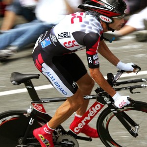 开云官网-战术奏效！梅西双翼齐飞压制热刺整场无力还手，梅西双翼齐飞战术完美压制，热刺整场无力反击