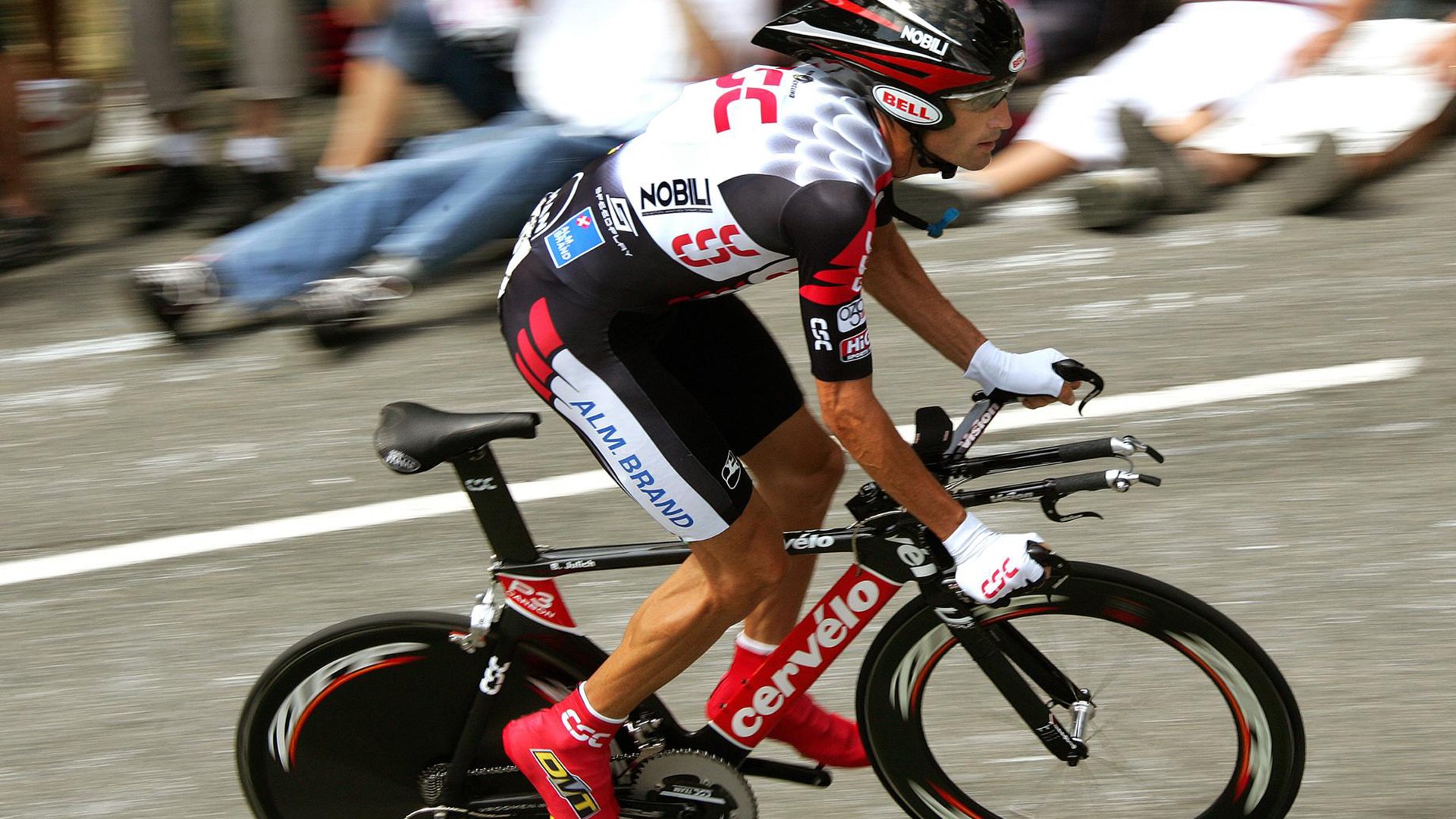 两大神祇的黄昏博弈，未竟的胜利与永恒的悬念，神祇黄昏，未竟的胜利与永恒悬念