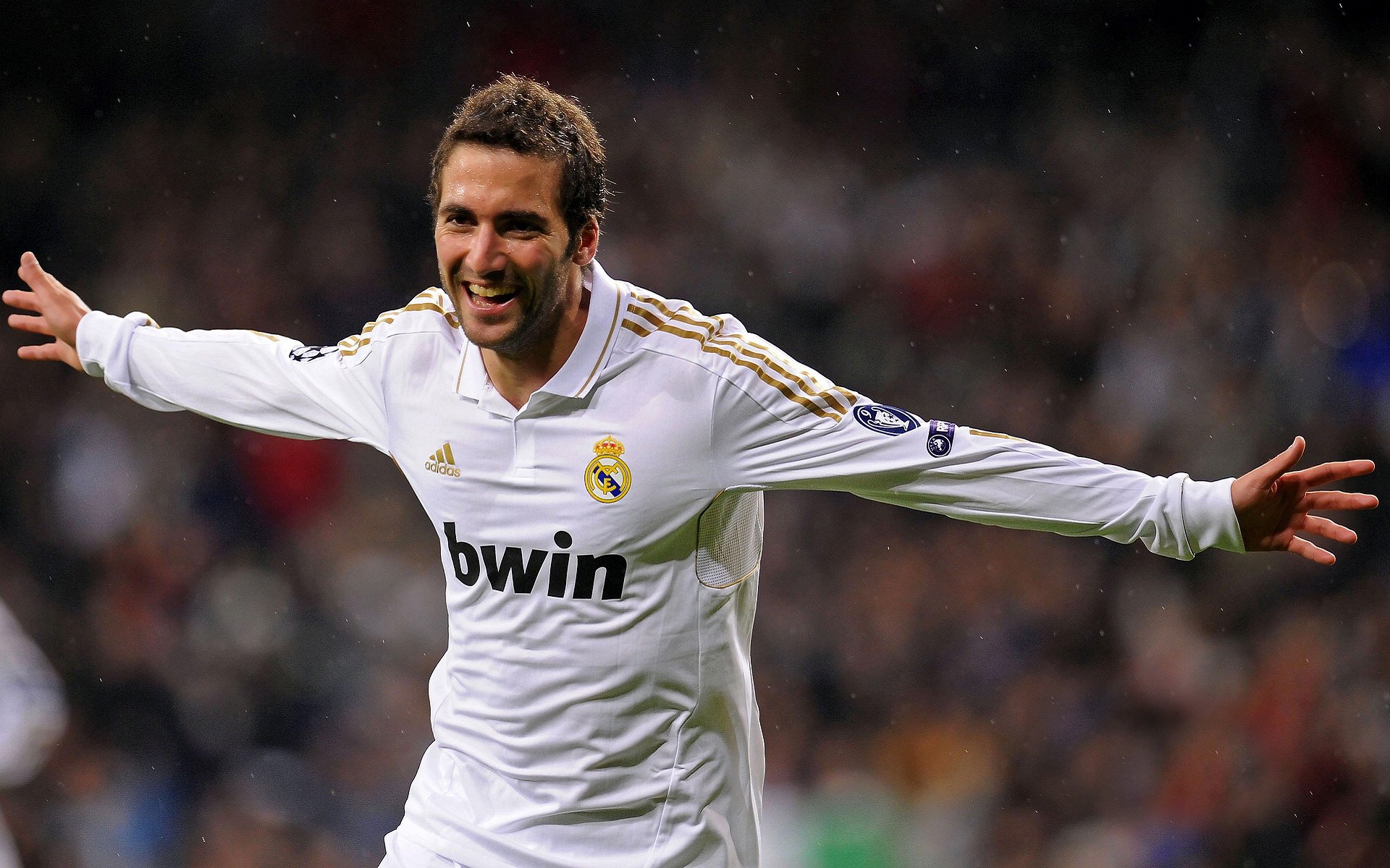 迷雾中的对决，哈兰德关键战况未明，日本队力挽狂澜取胜，哈兰德关键战况成谜，日本队力挽狂澜锁定胜局